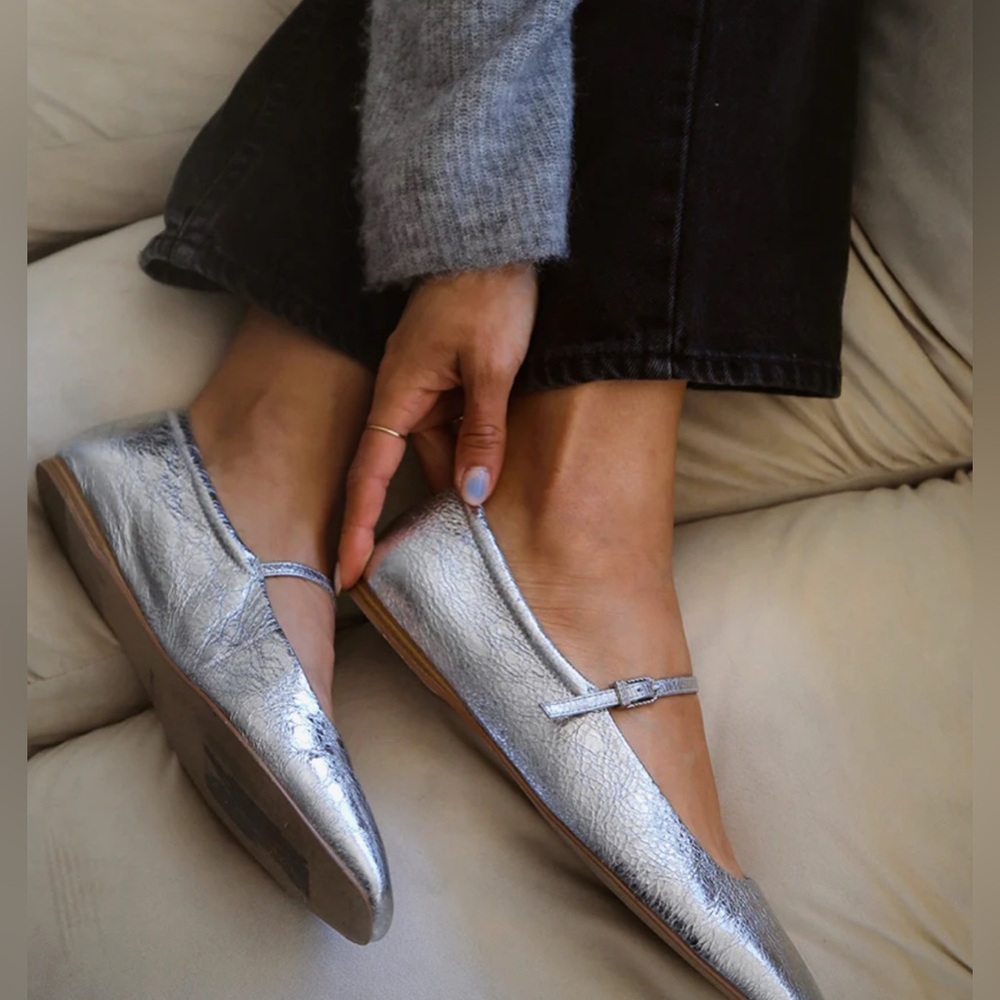 Dolce Vita Silver Flats Sleek Pointed Toe